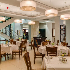 Protea Hotel by Marriott Takoradi Select питание фото 3