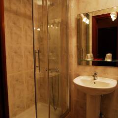 Отель Hostal Aguilar ванная фото 2