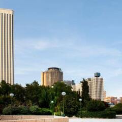 Отель Espahotel Plaza Basilica Мадрид