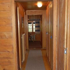 Отель Tree-Tops, Chalet интерьер отеля