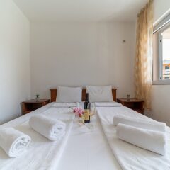 Отель SMS Apartments Черногория, Будва - отзывы, цены и фото номеров - забронировать отель SMS Apartments онлайн сейф в номере
