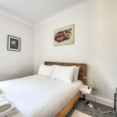 Отель Spacious 2BR Home in New Town Великобритания, Эдинбург - отзывы, цены и фото номеров - забронировать отель Spacious 2BR Home in New Town онлайн комната для гостей