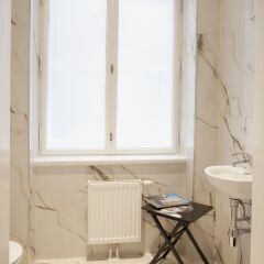 Отель 6 Rooms - Garnisongasse Австрия, Вена - отзывы, цены и фото номеров - забронировать отель 6 Rooms - Garnisongasse онлайн ванная