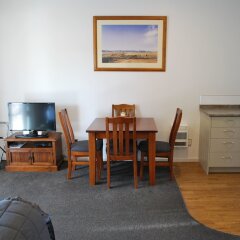 Carrick Lodge Motel in Cromwell, New Zealand from 139$, photos, reviews - zenhotels.com guestroom photo 2