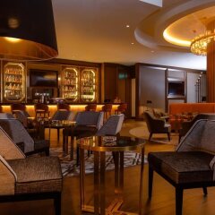 Отель JW Marriott Hotel, Kuala Lumpur Малайзия, Куала-Лумпур - отзывы, цены и фото номеров - забронировать отель JW Marriott Hotel, Kuala Lumpur онлайн гостиничный бар