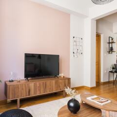 Отель UPSTREET Delightful 1BD Apt in Plaka Афины фото 3
