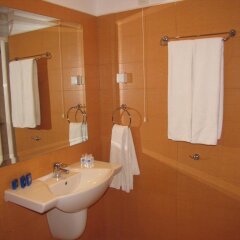 Отель Blue Orange Beach Resort ванная
