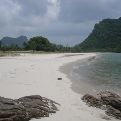 Отель Sananwan Beach B&B пляж