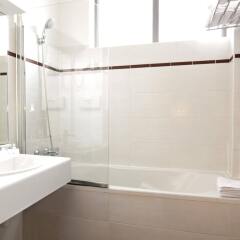 Отель Residhotel Impérial Rennequin ванная фото 2