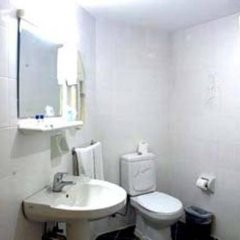 Hotel Asena in Kusadasi, Turkiye from 47$, photos, reviews - zenhotels.com bathroom photo 3