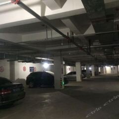 Отель 清涧景苑酒店 парковка