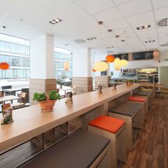 Rilano 24/7 Hotel München гостиничный бар