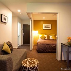 The Quadrant Hotel & Suites in Auckland, New Zealand from 105$, photos, reviews - zenhotels.com guestroom