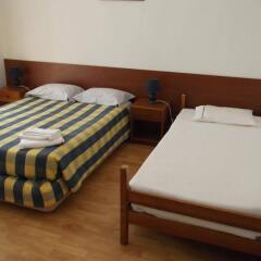 Отель Low Cost Rooms комната для гостей фото 2
