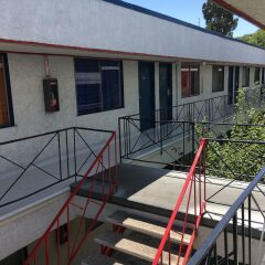 Los Angeles Backpackers Paradise Hostel США, Инглвуд - 1 отзыв об отеле, цены и фото номеров - забронировать отель Los Angeles Backpackers Paradise Hostel онлайн балкон