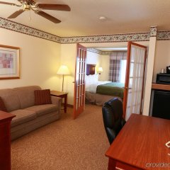 Courtyard by Marriott Grand Rapids Airport in Grand Rapids, United States of America from 206$, photos, reviews - zenhotels.com guestroom photo 2