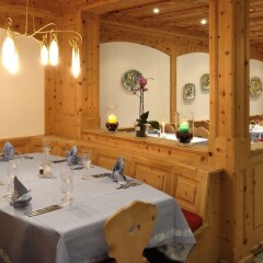 Отель Restaurant Corvatsch Швейцария, Санкт-Мориц - отзывы, цены и фото номеров - забронировать отель Restaurant Corvatsch онлайн помещение для мероприятий