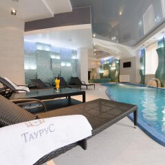Taurus Hotel & SPA бассейн фото 2