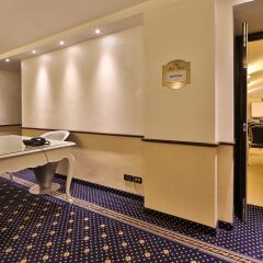 Отель Best Western Plus Hotel Genova Италия, Турин - 1 отзыв об отеле, цены и фото номеров - забронировать отель Best Western Plus Hotel Genova онлайн интерьер отеля