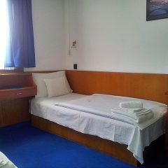 Botel Hotel Lisa комната для гостей фото 5