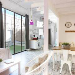 Отель Holiday Home Blanca Барселона интерьер отеля