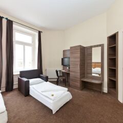 Отель Signature Hotel Königshof Hamburg Innenstadt Германия, Гамбург - отзывы, цены и фото номеров - забронировать отель Signature Hotel Königshof Hamburg Innenstadt онлайн бассейн фото 2