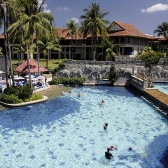 Отель Outrigger Laguna Phuket Beach Resort бассейн фото 4