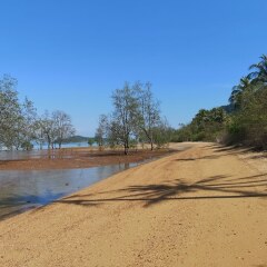 Отель Andaman Lanta Old Town Старая часть Ланты спортивное сооружение