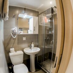 Отель LOC Hospitality Греция, Корфу - отзывы, цены и фото номеров - забронировать отель LOC Hospitality онлайн ванная фото 2