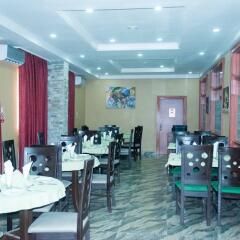 Отель Dannic Hotels Enugu Нигерия, Энугу - отзывы, цены и фото номеров - забронировать отель Dannic Hotels Enugu онлайн питание