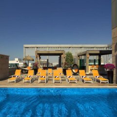 Radisson Blu Hotel, Dubai Media City бассейн