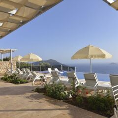 Villa Falcon Exclusive by Akdenizvillam Турция, Калкан - отзывы, цены и фото номеров - забронировать отель Villa Falcon Exclusive by Akdenizvillam онлайн пляж фото 2
