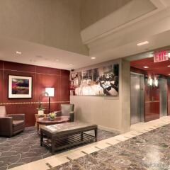 Отель Radisson Hotel New York Midtown-Fifth Avenue США, Нью-Йорк - 1 отзыв об отеле, цены и фото номеров - забронировать отель Radisson Hotel New York Midtown-Fifth Avenue онлайн гостиничный бар