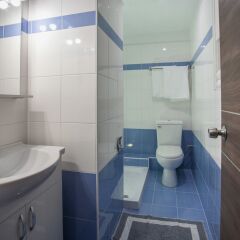 Отель Ambrosia Suites & Aparts ванная фото 2