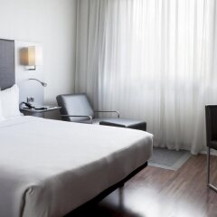 AC Hotel Coslada Aeropuerto комната для гостей фото 2