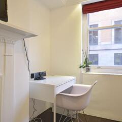 Отель Uber London Trafalgar Apartments Великобритания, Лондон - отзывы, цены и фото номеров - забронировать отель Uber London Trafalgar Apartments онлайн удобства в номере фото 2
