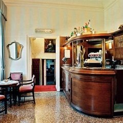 Hotel Torre Cambiaso гостиничный бар