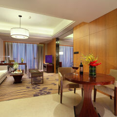Отель Crowne Plaza Chengdu West комната для гостей фото 4