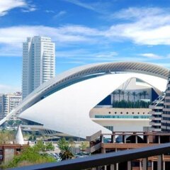 Отель Medium Valencia Валенсия городской автобус