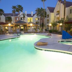 Отель Holiday Inn Club Vacations: Las Vegas at Desert Club Resort США, Лас-Вегас - отзывы, цены и фото номеров - забронировать отель Holiday Inn Club Vacations: Las Vegas at Desert Club Resort онлайн фитнесс-зал фото 2
