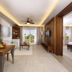 Отель Majestic Mirage Punta Cana All Suites, All Inclusive Доминикана, Пунта Кана - отзывы, цены и фото номеров - забронировать отель Majestic Mirage Punta Cana All Suites, All Inclusive онлайн комната для гостей фото 4