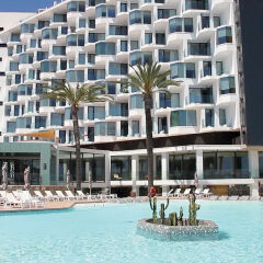Hard Rock Hotel Ibiza пляж