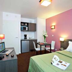 Отель Aparthotel Adagio access Paris Asnieres комната для гостей фото 2