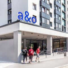 Отель A&O Prague Rhea Прага спортивное сооружение