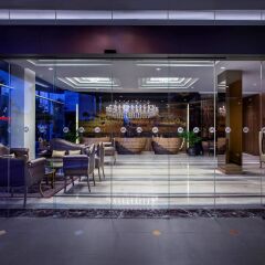 Отель Grand Mercure Yogyakarta Adi Sucipto Индонезия, Слеман - отзывы, цены и фото номеров - забронировать отель Grand Mercure Yogyakarta Adi Sucipto онлайн питание фото 2