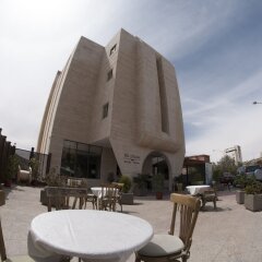 Отель La Maison Hotel Иордания, Вади-Муса - отзывы, цены и фото номеров - забронировать отель La Maison Hotel онлайн фото 2