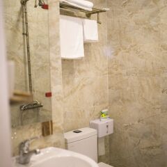 Отель Lamy House Ханой ванная