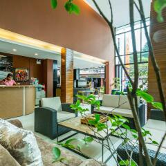 Moxi Boutique Hotel фото 3
