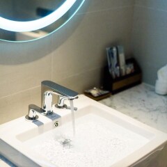 Отель Lavade Hotel Gz Railway Station Branch Китай, Гуанчжоу - отзывы, цены и фото номеров - забронировать отель Lavade Hotel Gz Railway Station Branch онлайн ванная фото 2