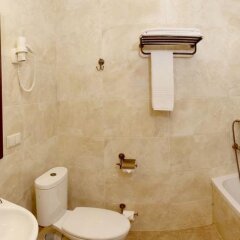 Гостиница Stolichniy Hotel Украина, Донецк - отзывы, цены и фото номеров - забронировать гостиницу Stolichniy Hotel онлайн ванная фото 2